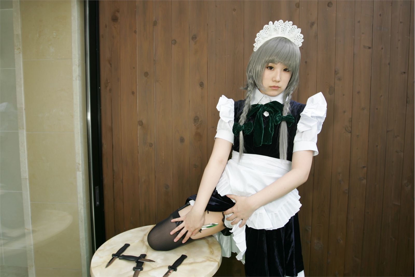 黑丝游戏美女　[Cosplay]Izayoi-Sakuya 日本超级诱惑美女图片写真